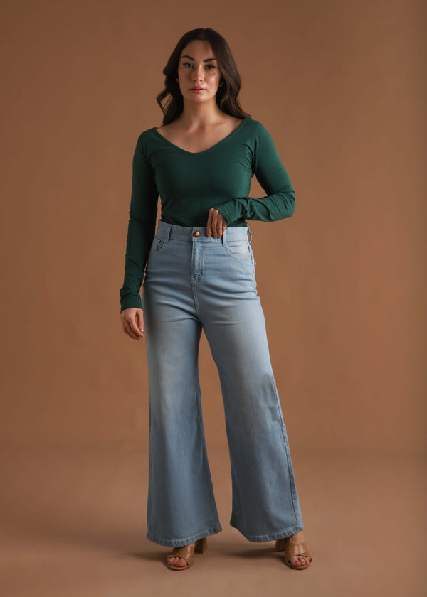 V-NECK T-SHIRT