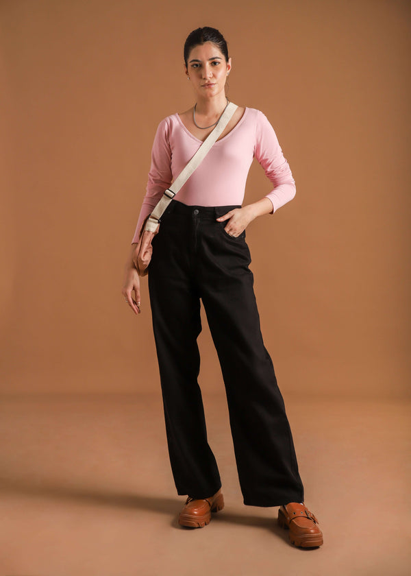 V-NECK T-SHIRT