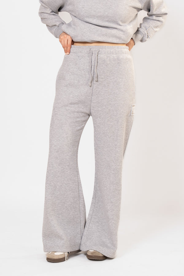 Wide-leg sweatpants