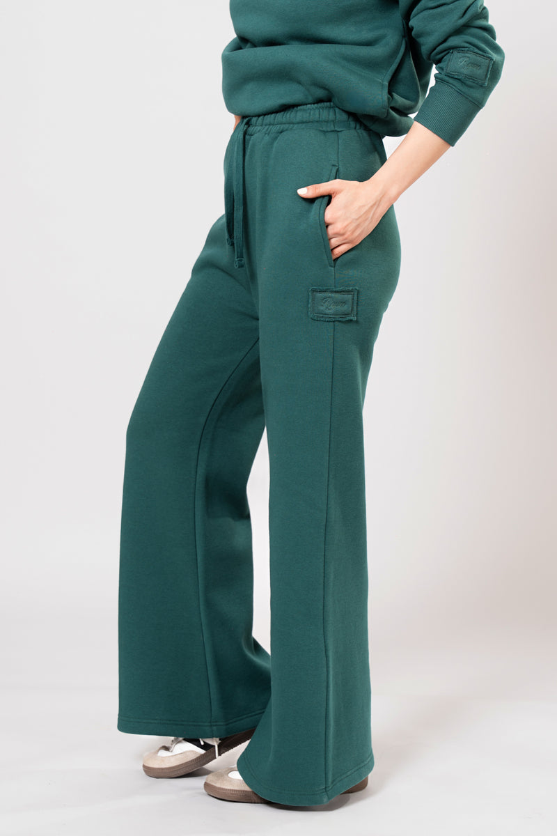 Wide-leg sweatpants