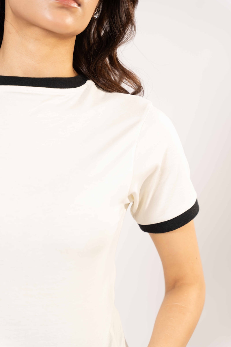 Contrast collar tee