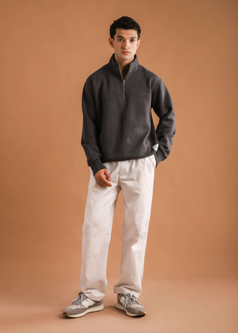 HALF ZIP SWEATSHIRT
