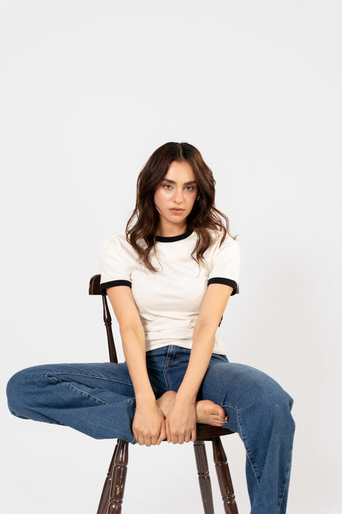 Contrast collar tee